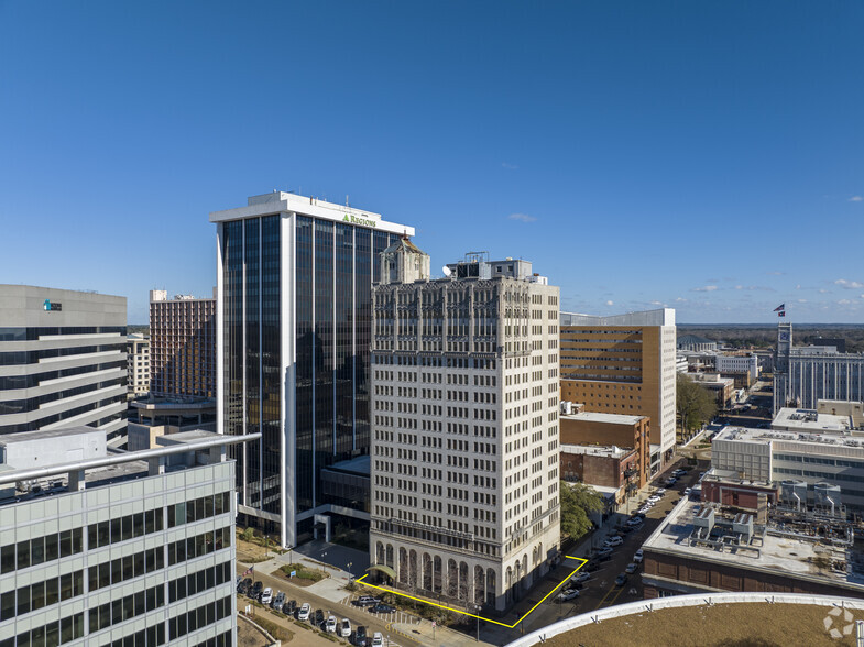 Why 200 E Capitol St., Jackson, MS 39201 is a Prime Location for a Data Center and IXP